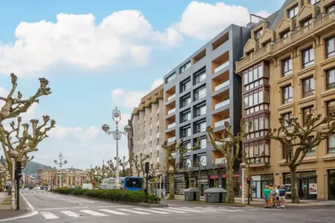 Piso en Avenida-Boulevard