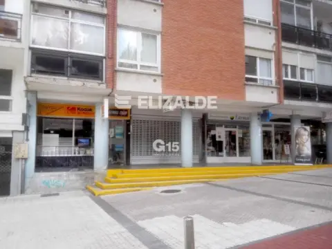 Local comercial en Larratxo Pasealekua