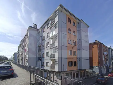 Piso en calle de Madalena