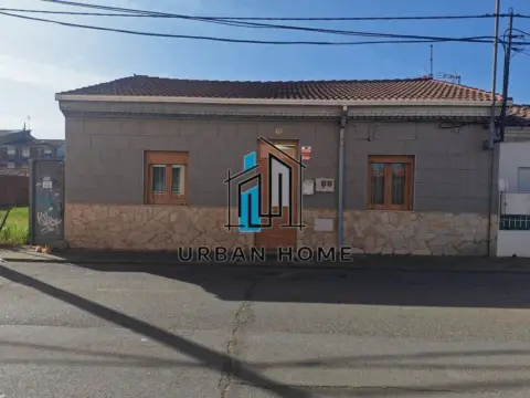 Casa en calle del Geranio