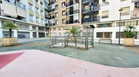 Garaje en Amara Berri