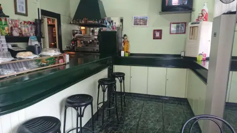 Local comercial en Santa Ana