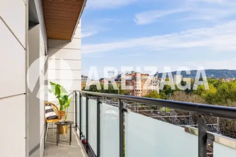 Piso en calle de la Autonomía