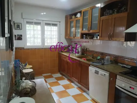 Chalet en Santo Domingo-Caudilla