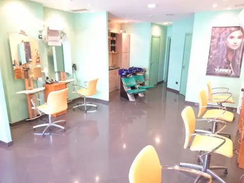 Local comercial en Puente Colgante
