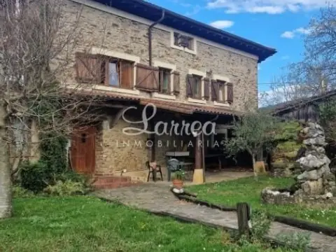 Casa en Zeanuri
