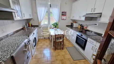 Piso en calle Arantxe Auzoa Lemoa