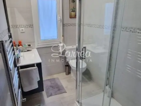 Piso en calle Arantxe Auzoa Lemoa