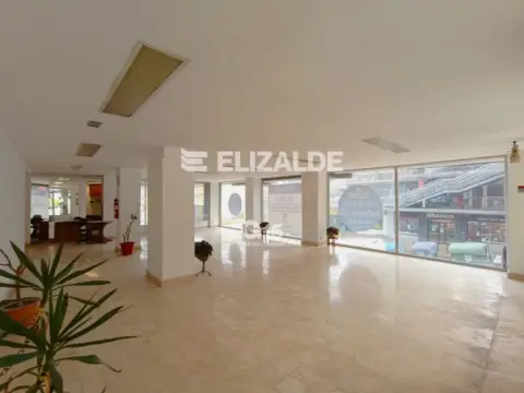 Local comercial en Larratxo Pasealekua