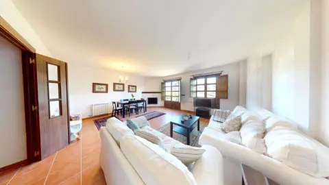 Casa adosada en calle de Mians, 23