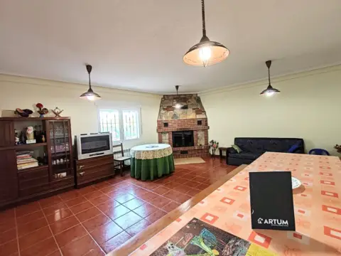 Chalet en calle Carretera Soria