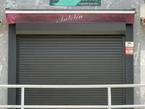 Local comercial en calle Alcalde J. Elosegi Hiribidea