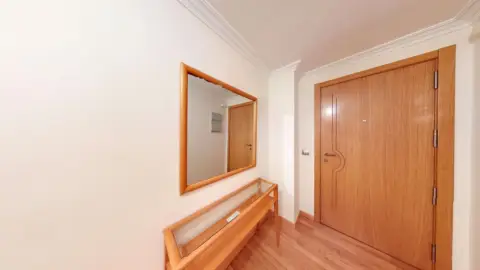 Piso en calle de Correos, 3