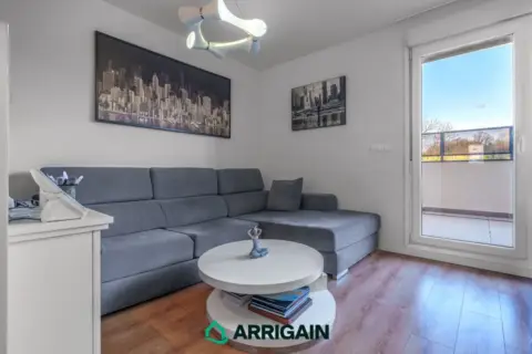 Dúplex en calle de Julimasene