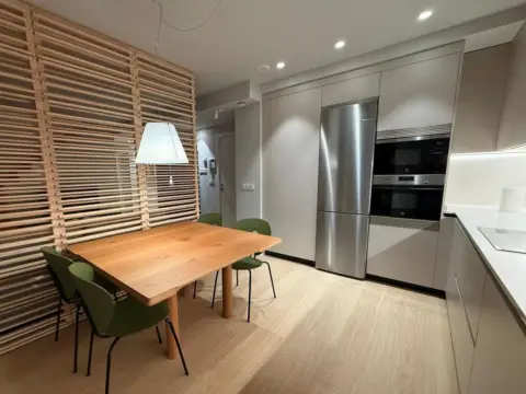 Ático en calle de Eduardo Dato