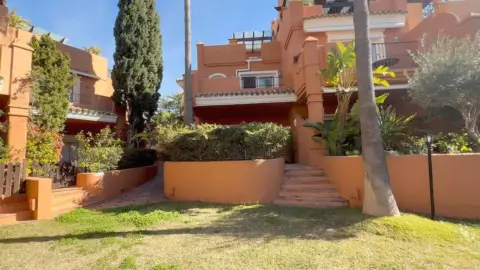 Casa adosada en Bahía de Marbella