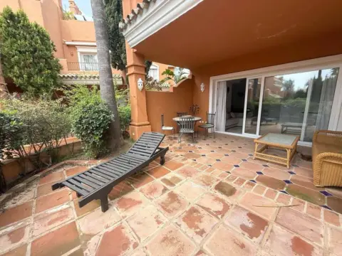 Casa adosada en Bahía de Marbella