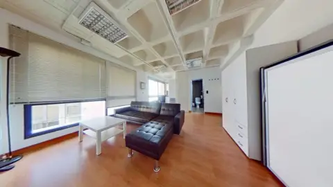 Estudio en calle de Miguel Yuste