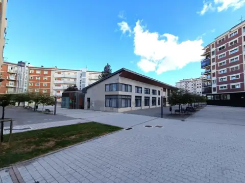 Piso en Plaza del Monasterio de la Oliva, 1