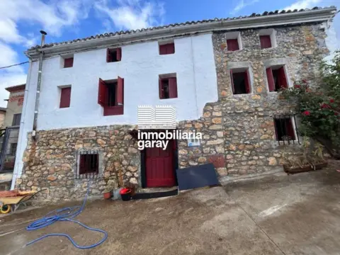 Casa en Herrera de Las Caderechas