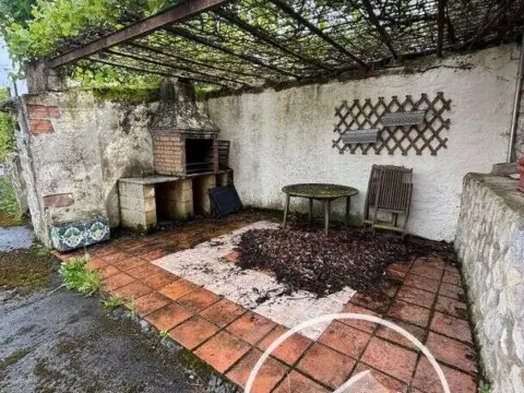 Casa en Aostri