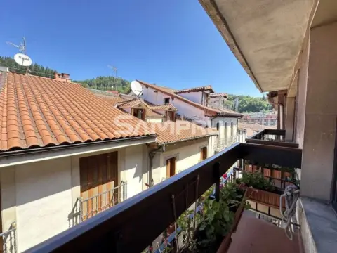 Piso en Bedoña