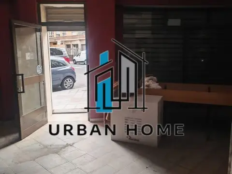Local comercial en calle de la Batalla de Clavijo