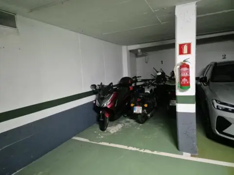 Garaje en Plaza de Marugame