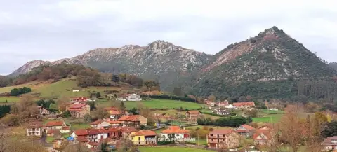 Casa en Aés