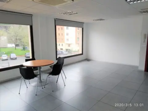 Oficina en Akarregi Industrialdea