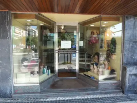 Local comercial en calle de Hernani