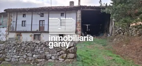Casa en Castrillo de Bezana