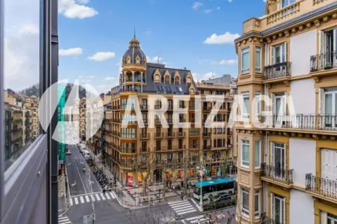 Piso en calle de Loiola, 2