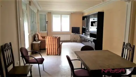 Casa en Avenida del Puente del Río Ebro