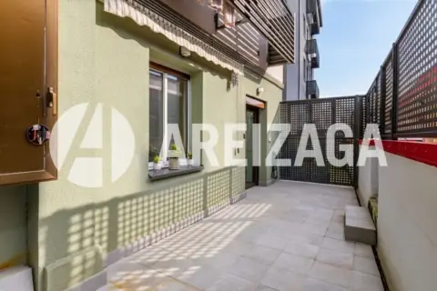 Piso en calle Azkuene Kalea