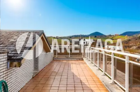 Piso en calle de Arturo Campión