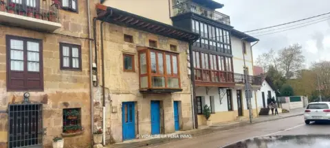 Casa adosada en Oruña
