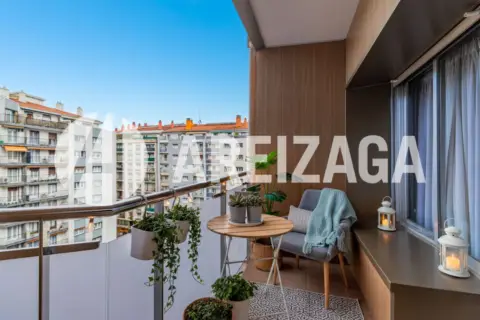 Piso en Plaza de las Armerías, 2