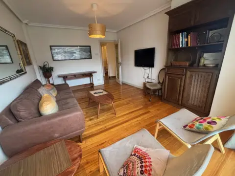 Piso en calle Antso Jakituna Hiribidea