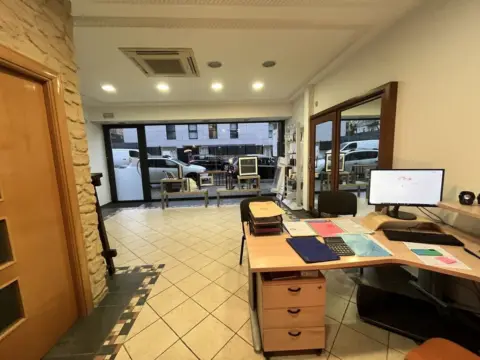 Local comercial en Algorta