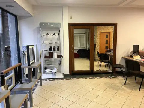 Local comercial en Algorta