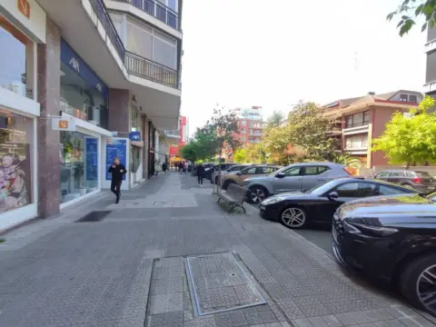 Local comercial en calle de las Mercedes
