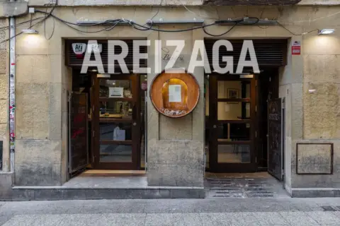 Local comercial en calle de Narrica, 22