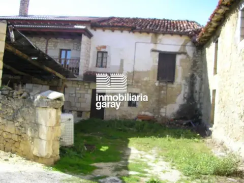 Casa en Landraves
