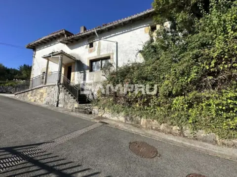 Casa en Aramaio
