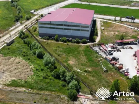 Nave comercial en Carretera de Villarcayo, 7