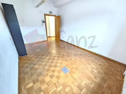 Piso en calle de Miguel Villanueva