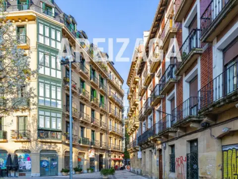 Piso en calle de Arroka, 3