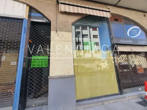 Local comercial en Andre Mari