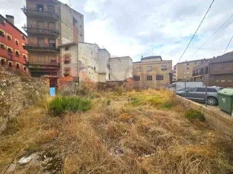 Terreno en calle de los Cantarranas, 18